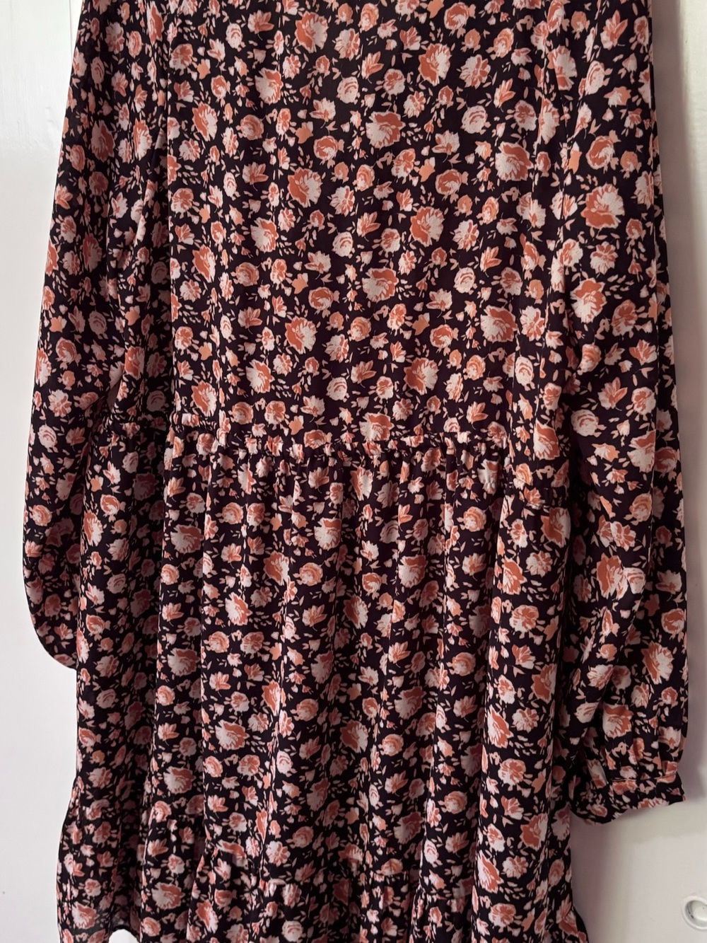Zara| Floral V-Neck Long Sleeve Flowy Mini Dress in Black & Peach Sz L - Picture 6 of 7